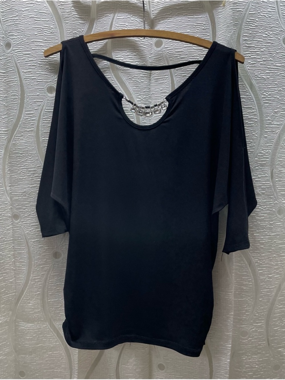 Solange Cold Shoulder Top Womens Medium Black Excellent Beaded Back Ruched Side‎